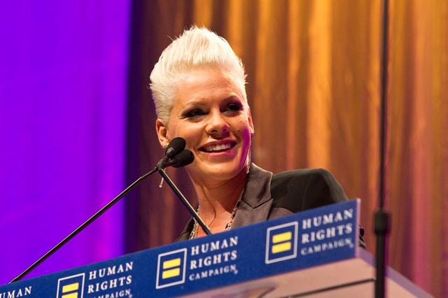 画像: Ally for Equalityの受賞スピーチでは、同性愛や同性婚が「つまらないほど当たり前なこと」になるべきだと力説した。©HRC