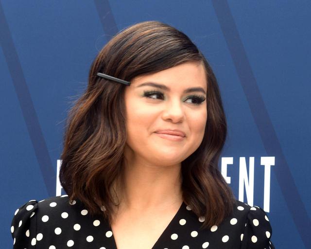 画像1: 海外のプロの裏技、ヘアピンを固定するテクが目からウロコ