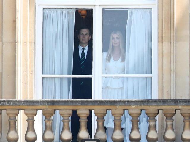 画像: トランプ娘イヴァンカの写真が「いじられ」まくり、あのホラー映画監督まで参戦
