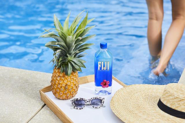 画像: 美を極めるトップモデルたちが飲み続ける「フィジーウォーター」!