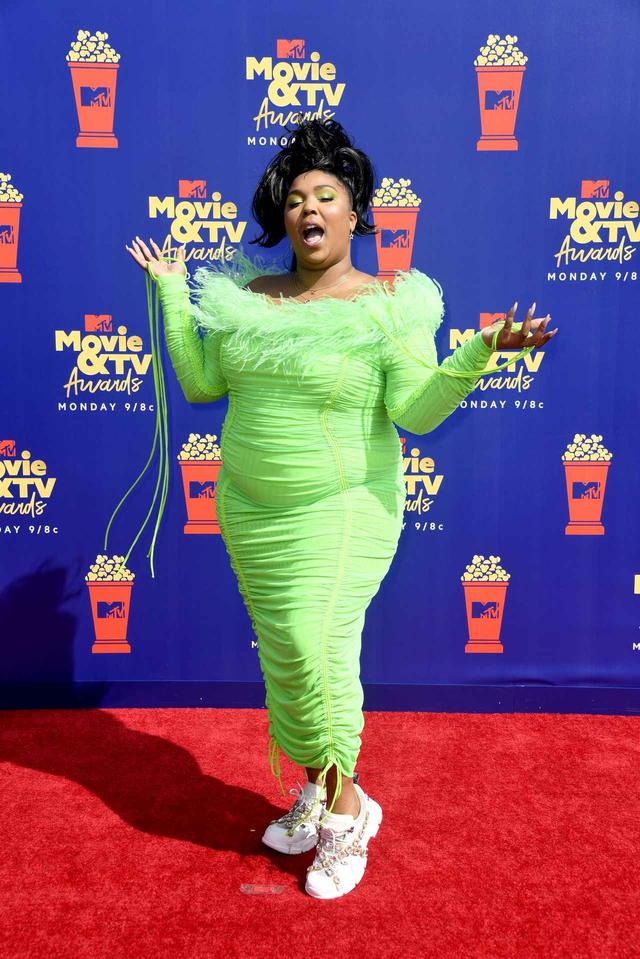 画像: 愛されラッパーのLizzo、「透明人間」になって登場【MTV Movie & TV Awards】