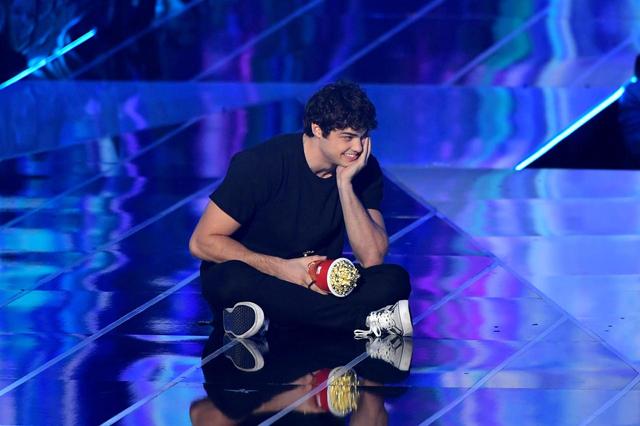 画像1: 『好きだった君へのラブレター』のイケメン俳優、感動的なスピーチを披露【MTV Movie & TV Awards】