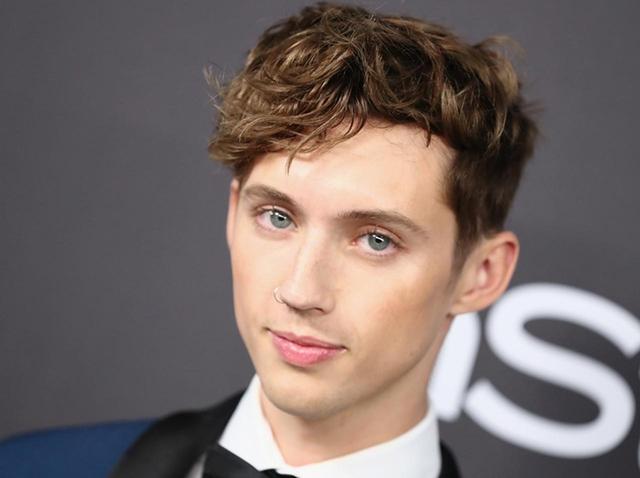 画像: トロイ・シヴァン、コンサートの売り上げでメンタルヘルスとLGBTQ+を支援