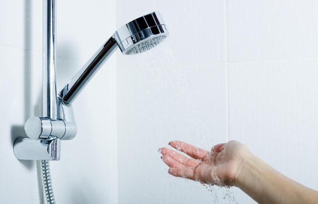 画像2: 冷水で引き締まり、ツヤ髪に導く