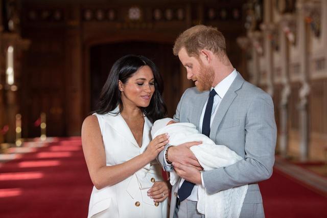 画像: メーガン妃、息子アーチーのために「ある特別な犬」を飼いたい