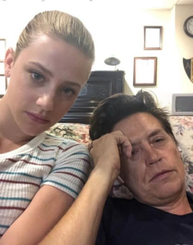 画像: ©Lili Reinhart/Instagram