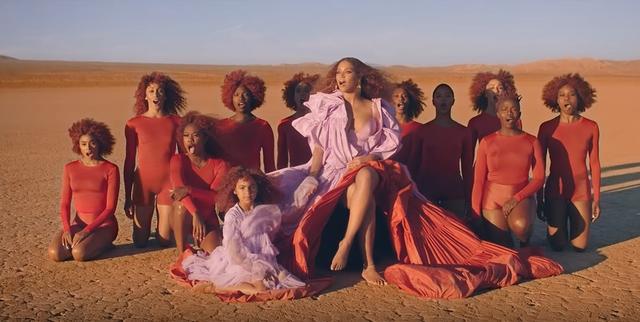 画像: 「Spirit」のMVにはブルー・アイヴィーちゃんも出演。©Beyonce/ YouTube