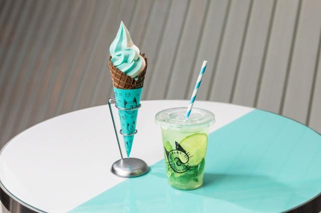 画像: ティファニー カフェ@キャットストリート新メニュー ソフトクリーム¥500、ノンアルコールモヒート¥610※ともに税込