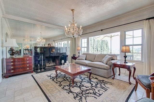 画像3: www.redfin.com
