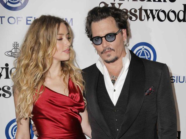 画像1: ジョニー・デップ、アンバーからの暴力を証言