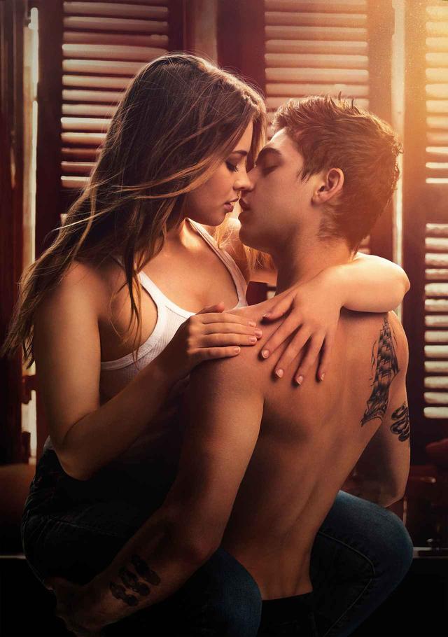 画像: Photo:CalMaple / Wattpad / Cinelou Films / Offspring Entertainment / Album / Newscom