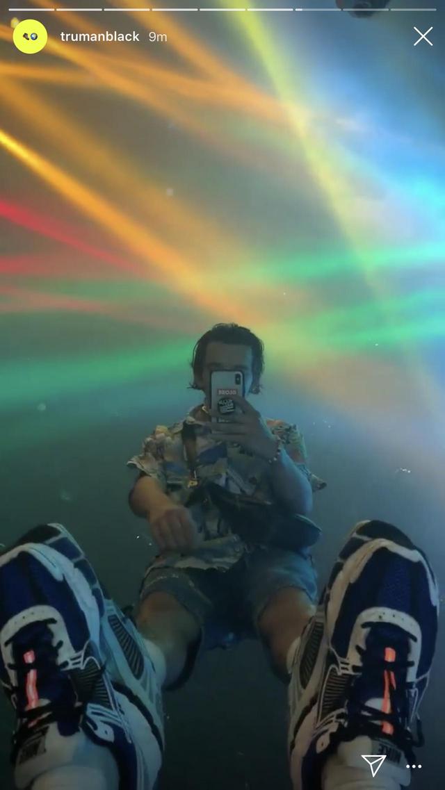 画像2: The 1975が国内で訪れた場所とは?
