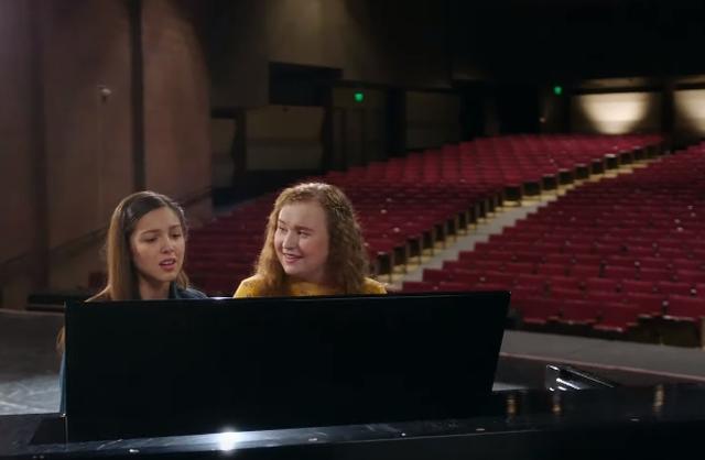 画像2: ©Disney / YouTube