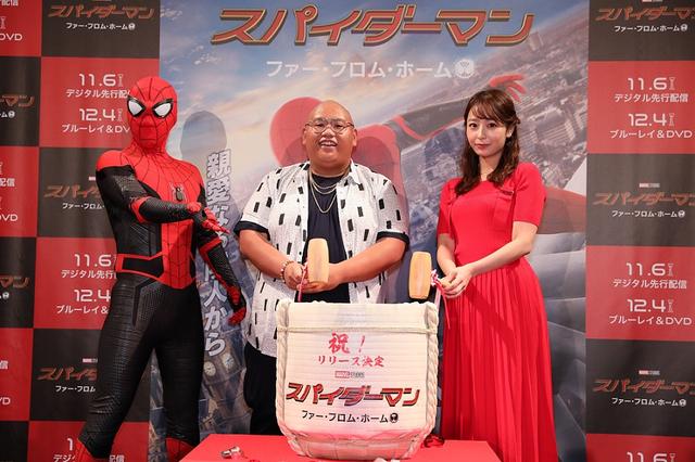画像1: 日本式のおもてなし「鏡開き」に興味津々