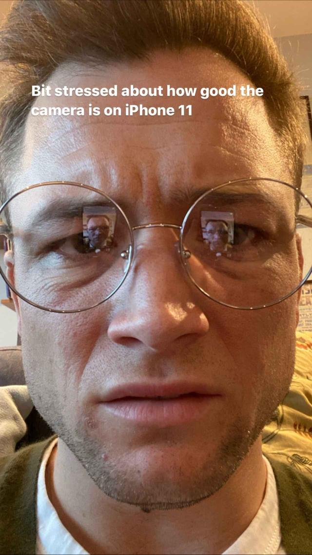 画像: Instagram/Taron Egerton