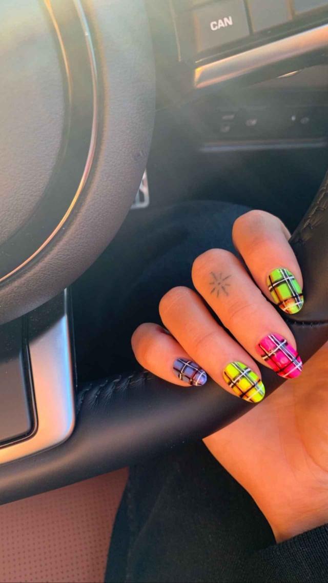 画像1: Dua Lipa/instagram