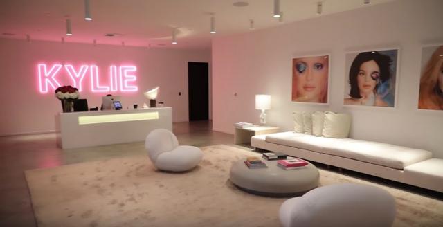 画像1: ©Kylie Jenner/ YouTube