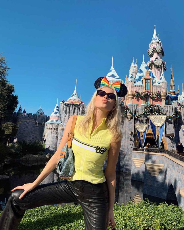 画像2: ©Elsa Hosk / Instagram