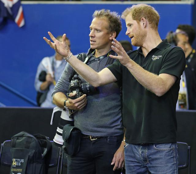 画像: クリス・ジャクソン氏(左) Claus Andersen/Getty Images for the Invictus Games Foundation