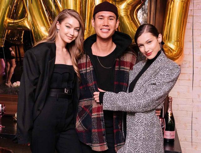 画像: ジジ・ハディッドとメイクアップアーティストのパトリック・タとベラ・ハディッド。