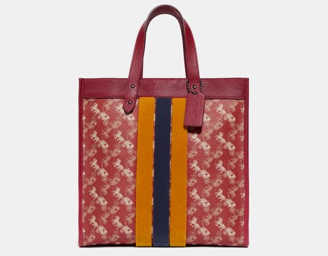 画像: ホース アンド キャリッジ ヴァーシティ ストライプ フィールド トート H30 x W30 x 15.5cm ¥64,000(税抜き)