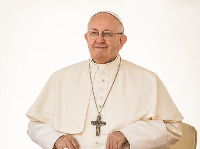 画像: ローマ教皇のインスタアカウントを開設せよ