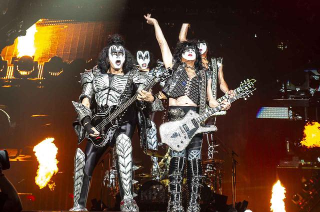 画像4: 圧巻のKISSの東京ドーム公演