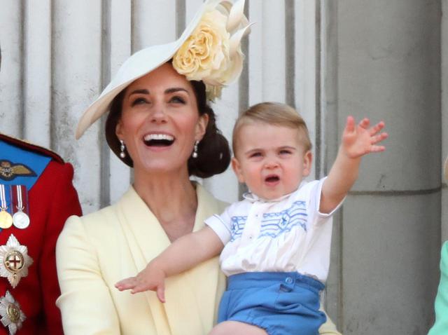 画像: 1歳7ヵ月、ルイ王子の初めての言葉は?