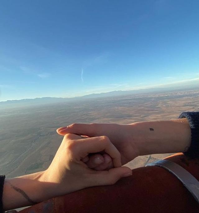 画像2: ©Cara Delevingne/ Instagram