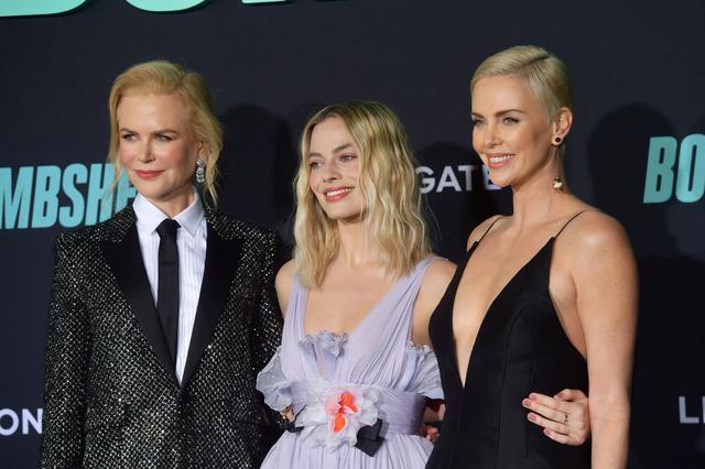 画像: 『スキャンダル』に主演したニコール(左)、マーゴット・ロビー(中央)、シャーリーズ・セロン(右)