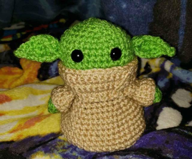 画像: ⒸHedgeCraft/Etsy