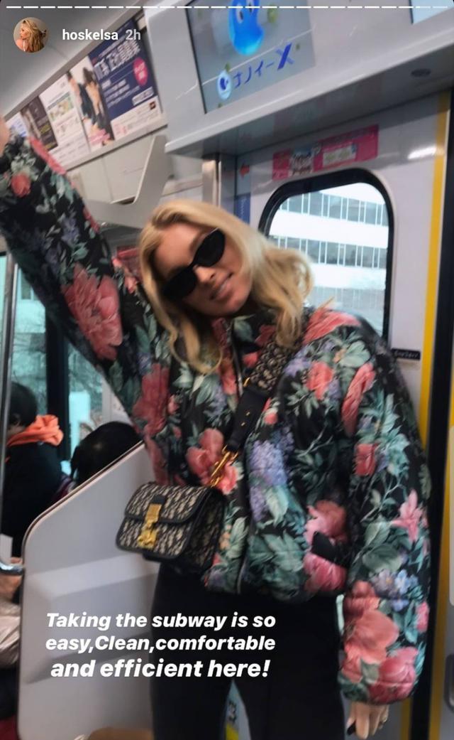 画像2: エルザがまさかの電車移動