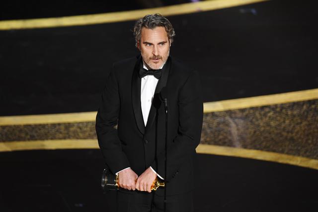 画像: ホアキン・フェニックス、「人間中心」という考えへの変化を呼びかける