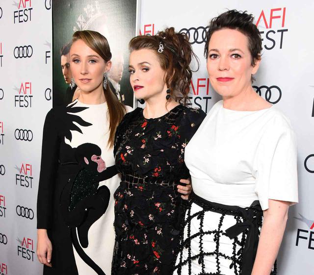 画像: 左から、アン王女役エリン・ドハティ、マーガレット王女役ヘレナ・ボナム・カーター、エリザベス女王役オリヴィア・コールマン