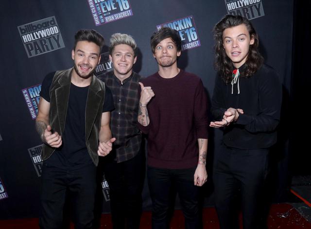 画像: 1Dにとって活動休止前の最後のテレビ出演となった2015年12月31日の『 Dick Clark's New Year's Rockin' Eve』ではふざけていたけれど、本当は休止という決断に失望し怒りを感じていたという。