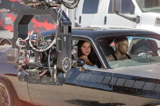 画像: 映画『ワイルド・スピード SKY MISSION』より ©︎UNIVERSAL PICTURES/DENTSU/FAST 7 PRODUCTIONS/ONE RACE FILMS/ / Album/Newscom