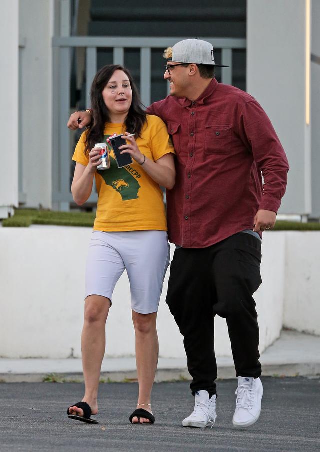 画像2: アマンダが婚約3ヵ月の恋人と破局