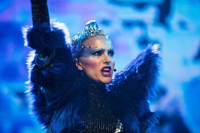 画像1: Motion Picture ©2018 Vox Lux Film Holdings, LLC. All Rights Reserved