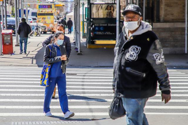 画像: ※米国疾病予防管理センター(CDC)は新型コロナウイルスの感染者に対して、医療基準に達しない自家製マスクの着用を推奨していないものの、感染していない人が予防目的で使用することに関しては感染拡大の遅延に繋がるとして認めている。