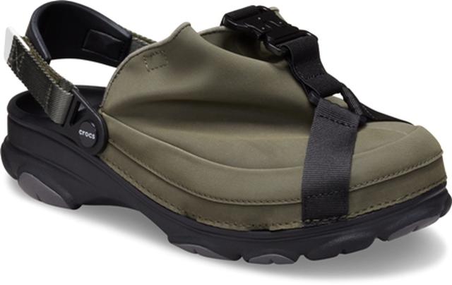 画像: (ビームスXクロックス クラシックオールテレイン バックル クロッグ)色:Dust Olive/Black, Black/Black サイズ:M7/W9(25cm)- M11(29cm)価格:¥7,700(税込)