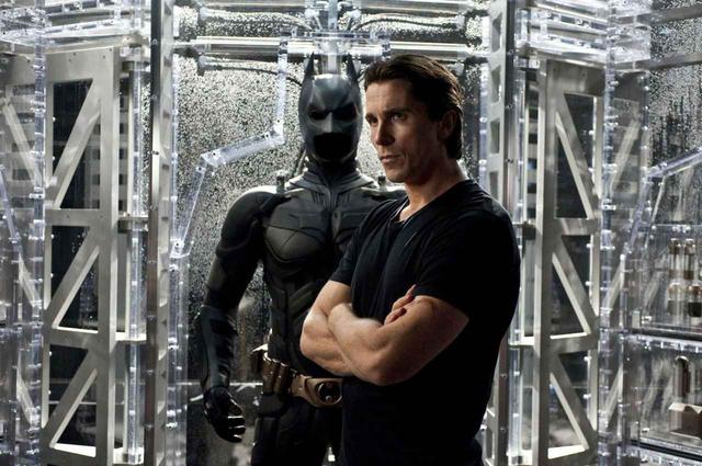 画像: 映画『ダークナイト』3部作でバットマンを演じたクリスチャン・ベイル。 ⓒWARNER BROS PICTURES / Album/Newscom