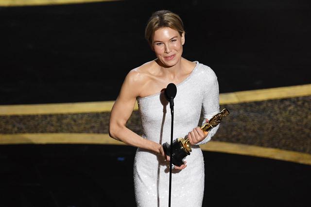 画像: 2020年の第92回アカデミー賞で主演女優賞を受賞したレネー・ゼルヴィガー。