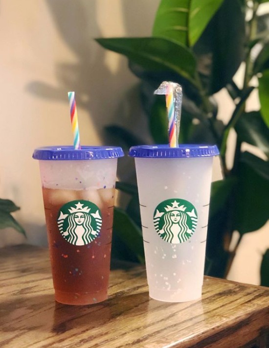 スターバックス 色が変わるタンブラー の新作が予想以上におしゃカワ フロントロウ 海外セレブ 海外カルチャー情報を発信