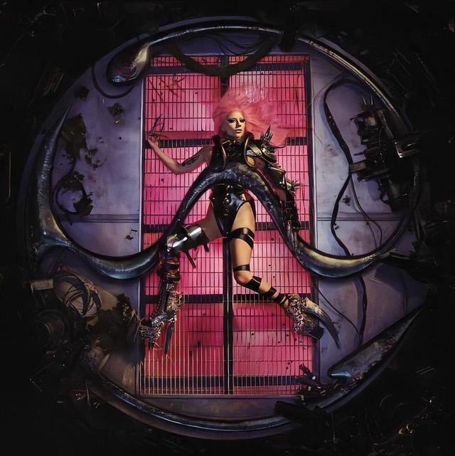 画像1: レディー・ガガが楽曲を通じて「元婚約者」をディスる?