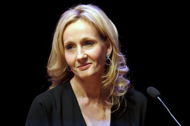 画像: エマ・ワトソン、『ハリポタ』ファンの夢を壊す「著者の問題発言」に反応