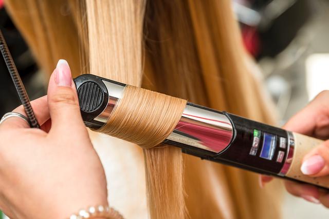 画像: NG2.ヘアアイロンの温度が高すぎる