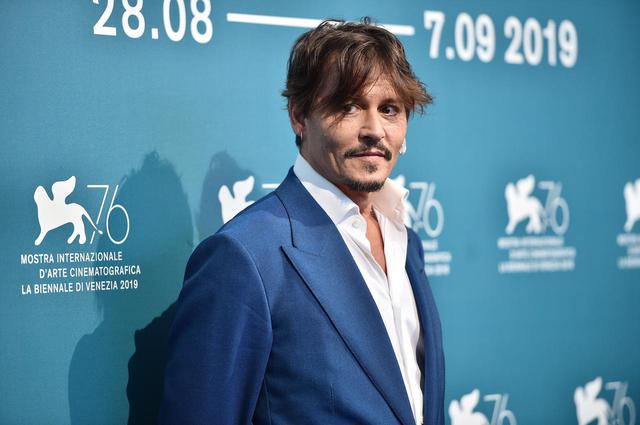 画像: ジョニー・デップが裁判で過去の薬物使用について語る