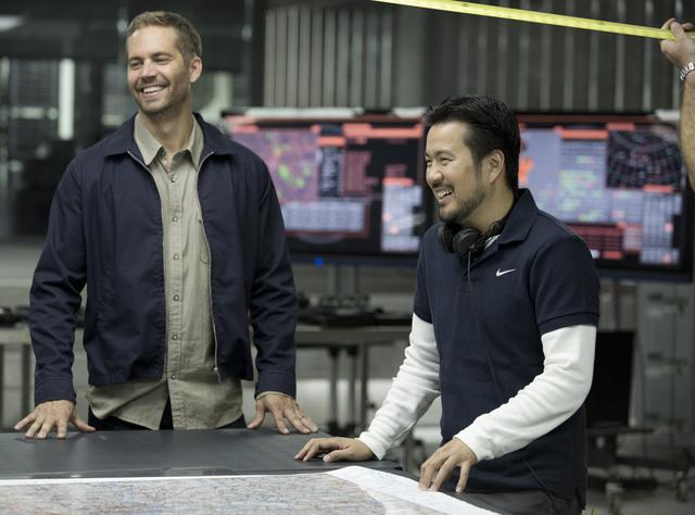 画像: ブライアン・オコナー役のポール・ウォーカーとジャスティン・リン監督 ©️UNIVERSAL PICTURES / KEYTE, GILES