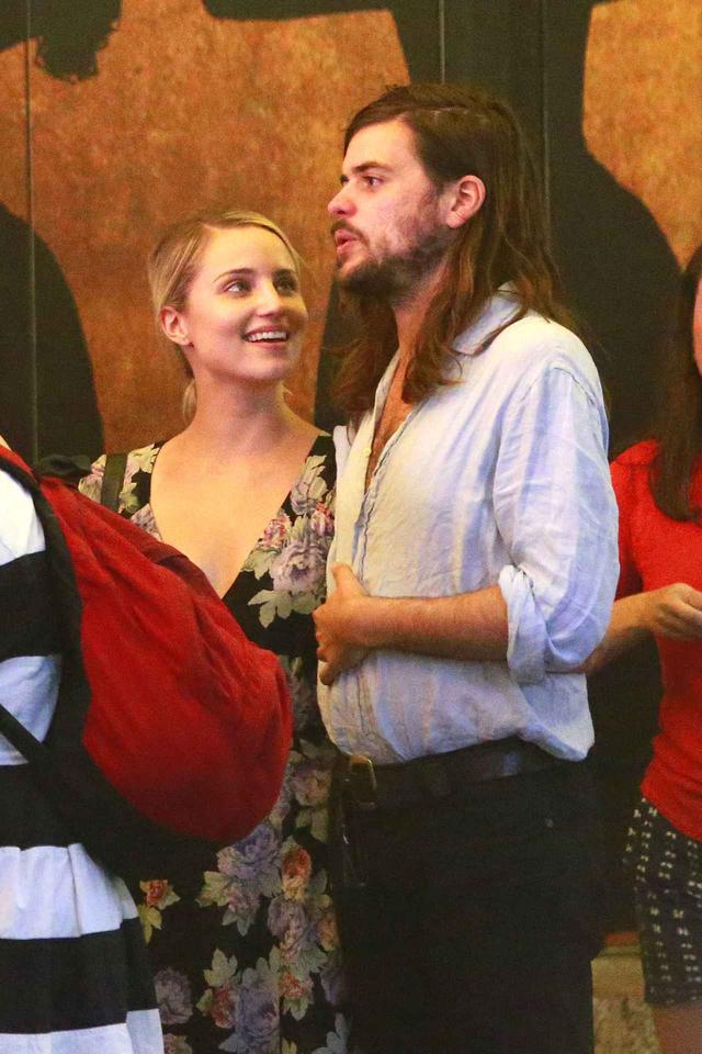 画像1: ディアナ・アグロンが離婚