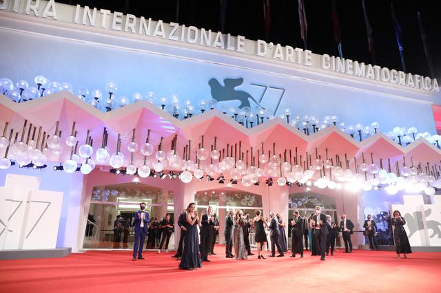 画像1: ベネチア国際映画祭が新型コロナ対策のなか開催
